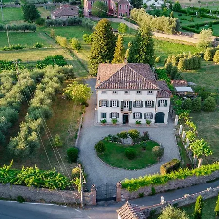 Villa Magnolie, Stylish Family Vorno