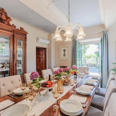 Magnolie, Stylish Family Villa